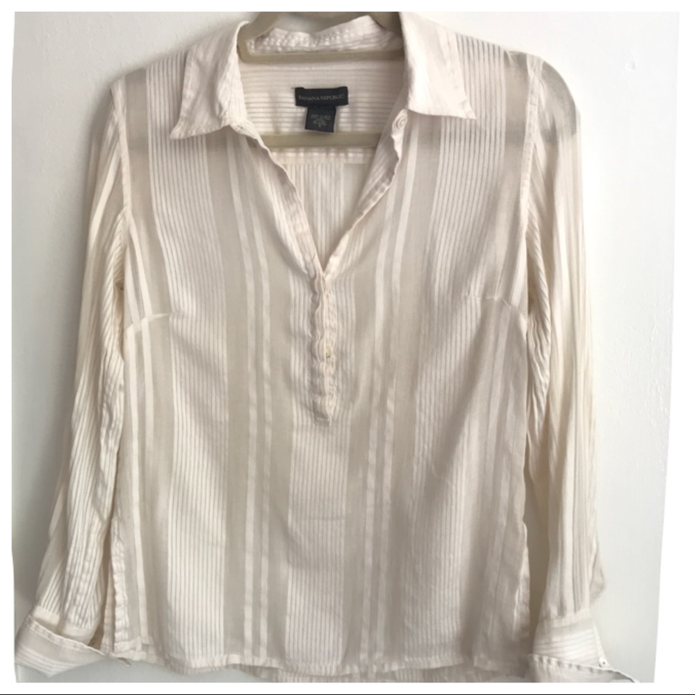 Banana Republic White Top